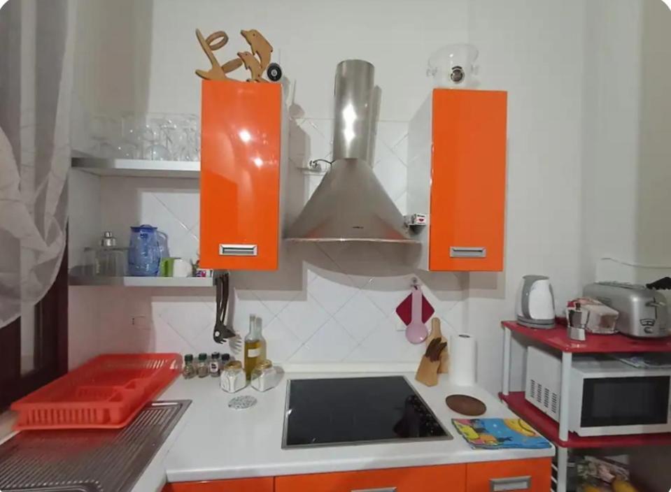 Castello Camera Privata, Nell'Appartamento Condiviso Cagliari Esterno foto
